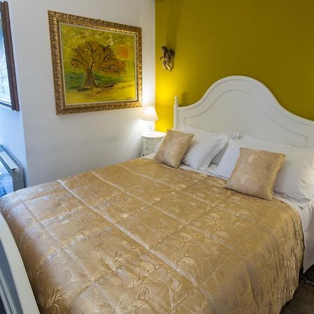 B&B Vatican Doors ローマ エクステリア 写真